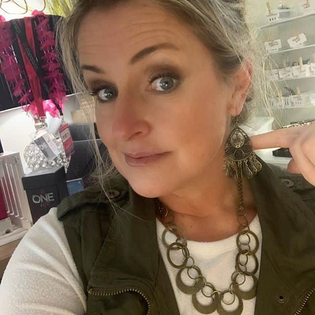 JAMI WARREN